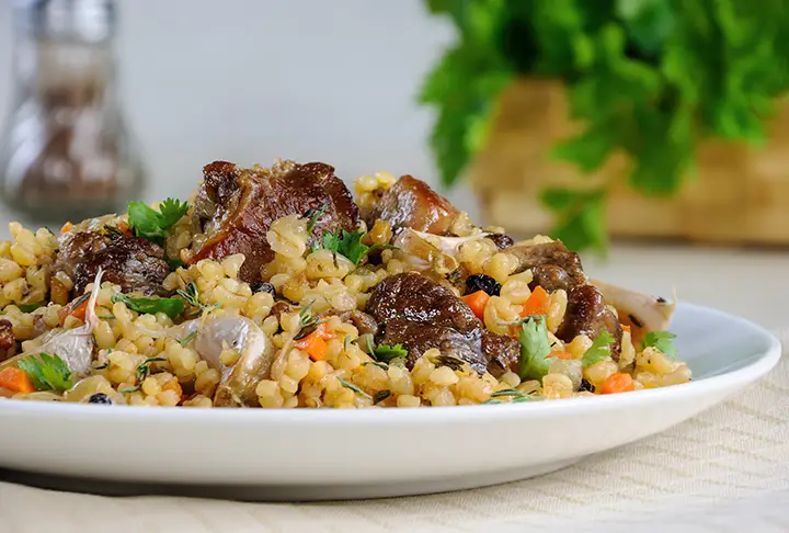 Etli Bulgur Pilavı Nasil Yapilir ?