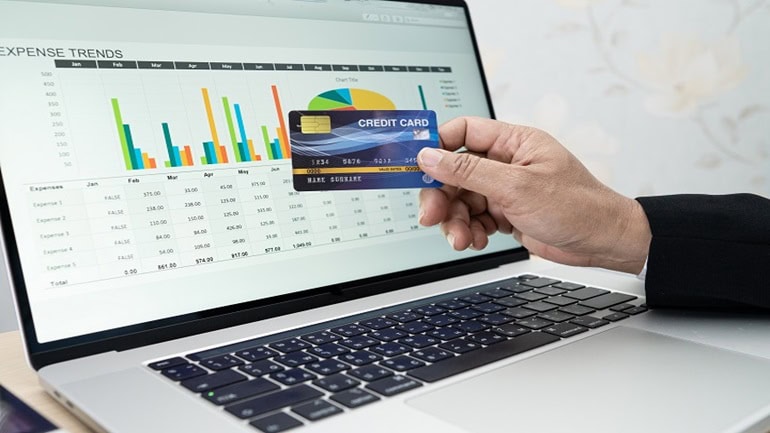 kredi notu düşük olanlara kredi kartı veren bankalar